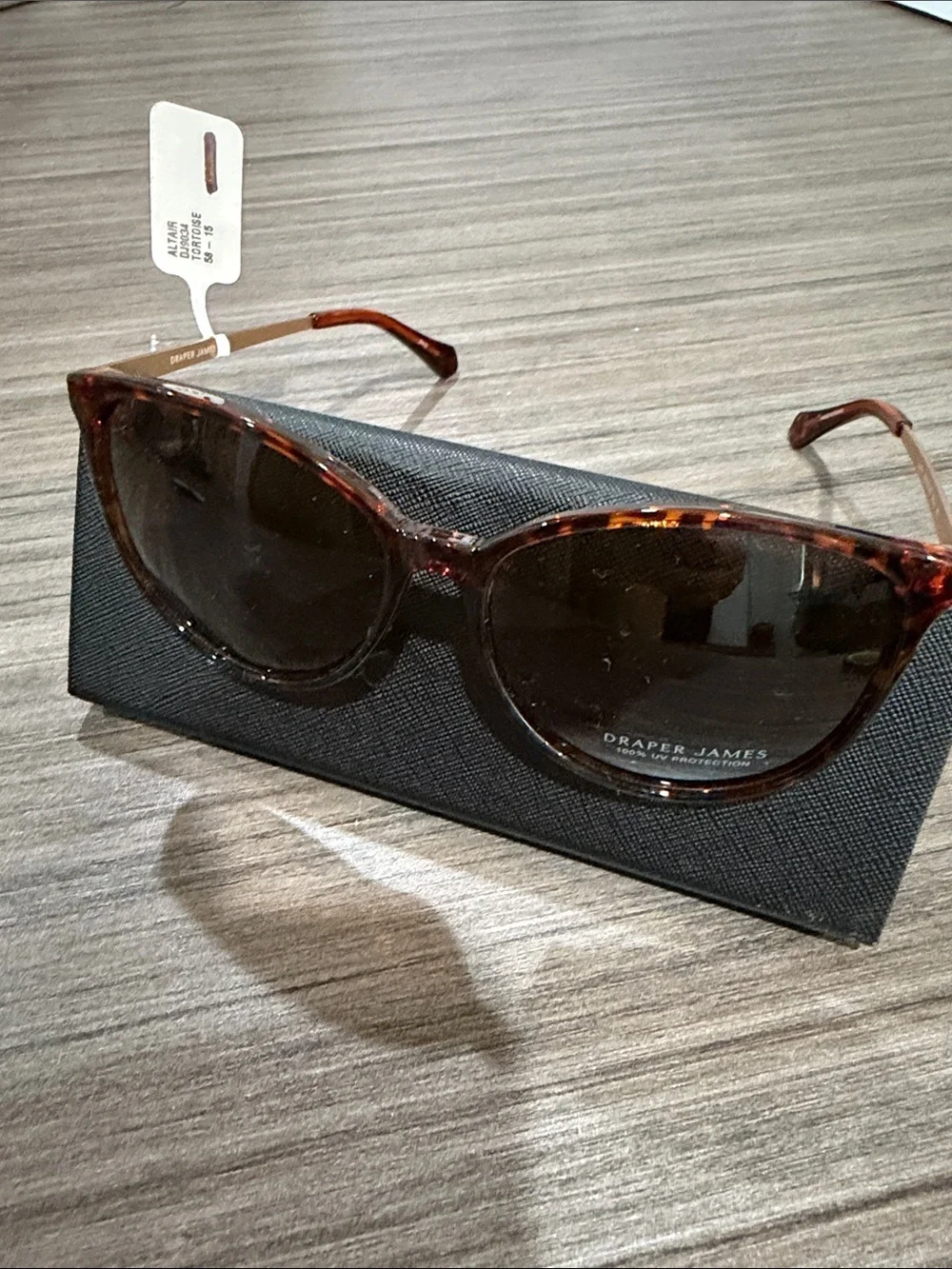 NWT Draper James Women's Tortoiseshell Gold Sunglasses - Brown Lenses